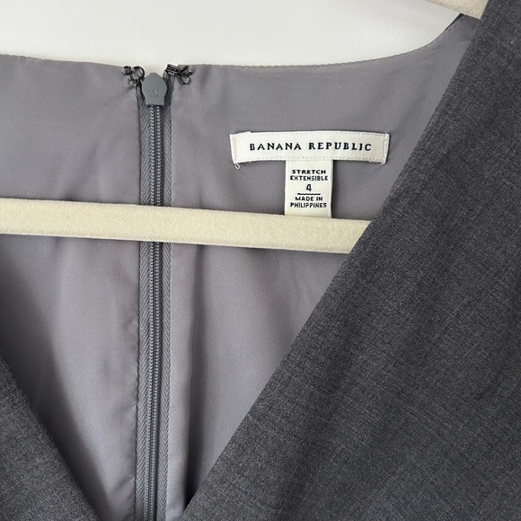 Dress - Picture 2 of 7